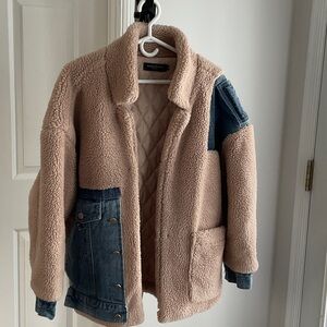 Cloud Season Sherpa Jacket
